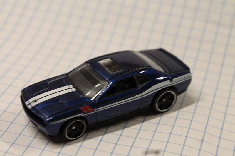 Illustration for article titled "Call Your Custom": Hot Wheels Trading/Customization Haul